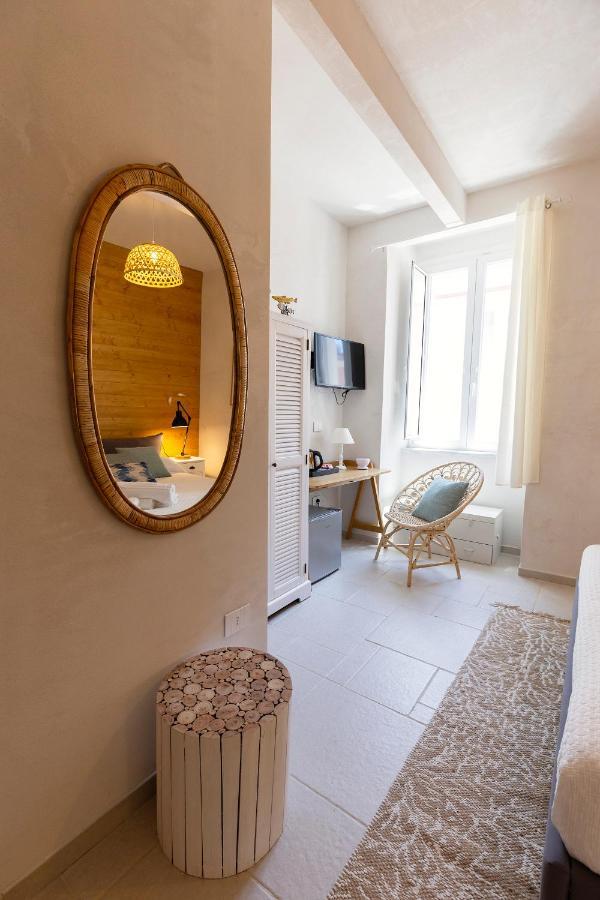 Palazzo Badiale History&Rooms Atella Экстерьер фото